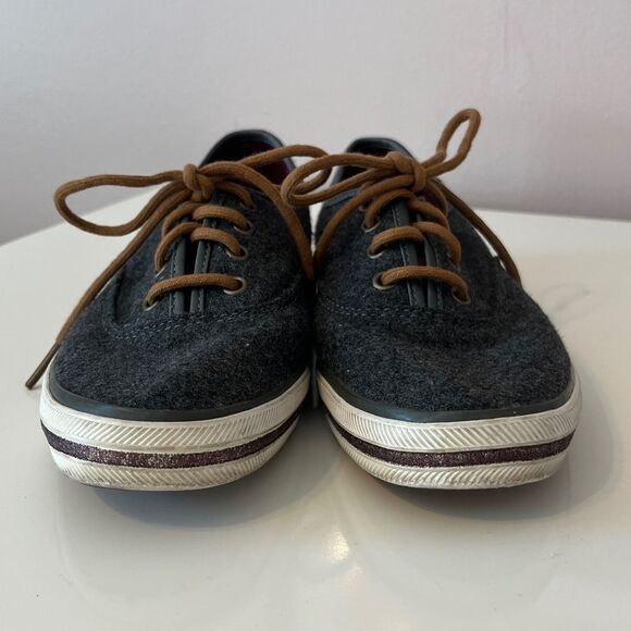Keds x Taylor Swift Wool Sneaker Shoe Gray Sz 7.5 Swiftie Fall 1989 Cottage Eras - Picture 2 of 11
